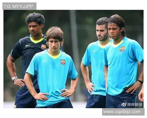 足球星二代接班踢球大秀技术引关注视频精彩瞬间回顾