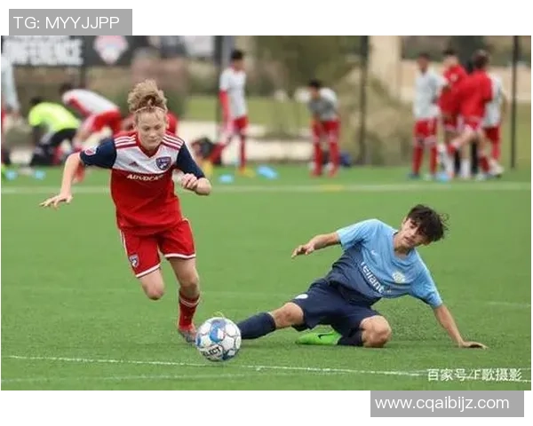 《球场传奇永恒回响致敬足球巨星的旋律与荣耀》